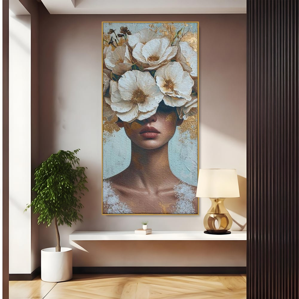 Tablou canvas cu tablou portret femeie cu flori albe, in rama de aluminiu auriu